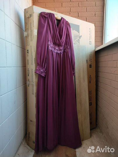 Вечернее платье