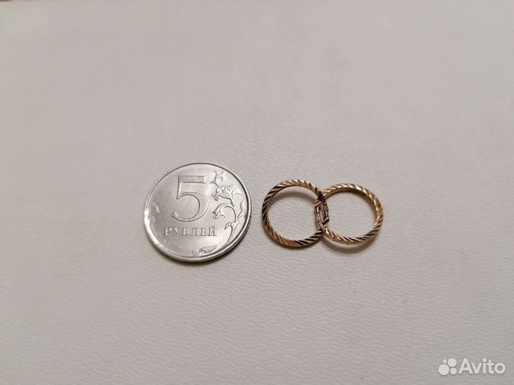 Золотые серьги конго с гранями