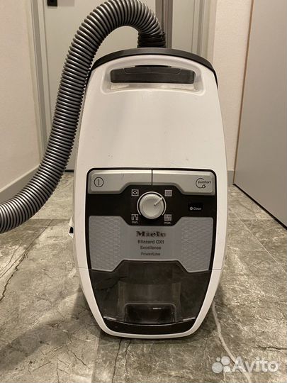 Пылесос Miele Blizzard CX-1 Excellence