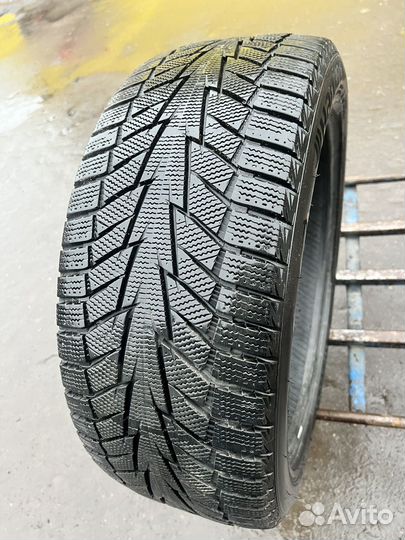 Hankook Winter I'Cept iZ 2 W616 225/45 R17 94T