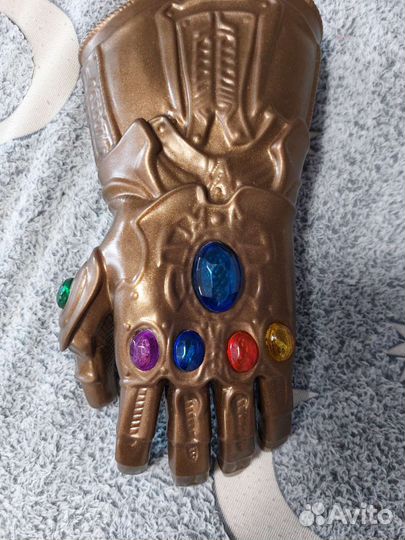 Перчатка бесконечности