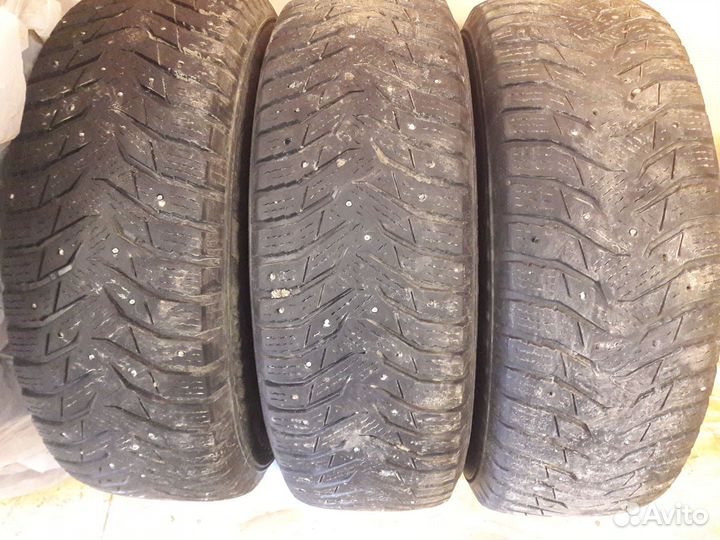 Marshal WinterCraft SUV WP71 215/70 R15 98H