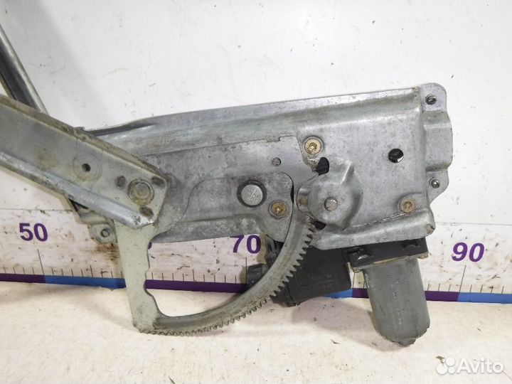 Стеклоподъемник передний правый Opel Vectra B