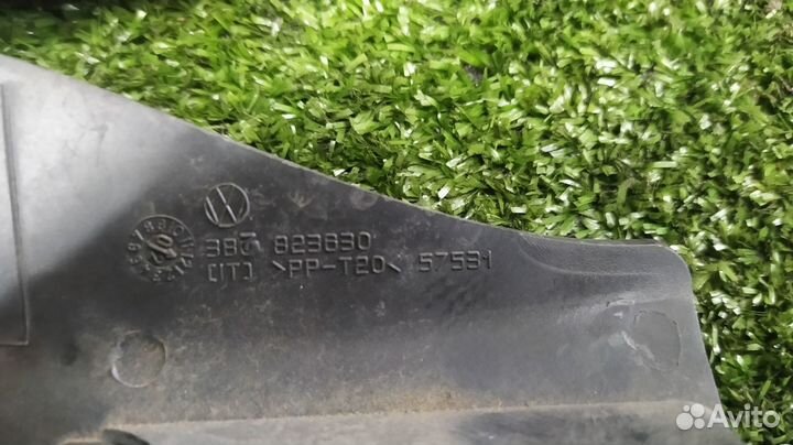 Накладки на петли капота пара Volkswagen Passat