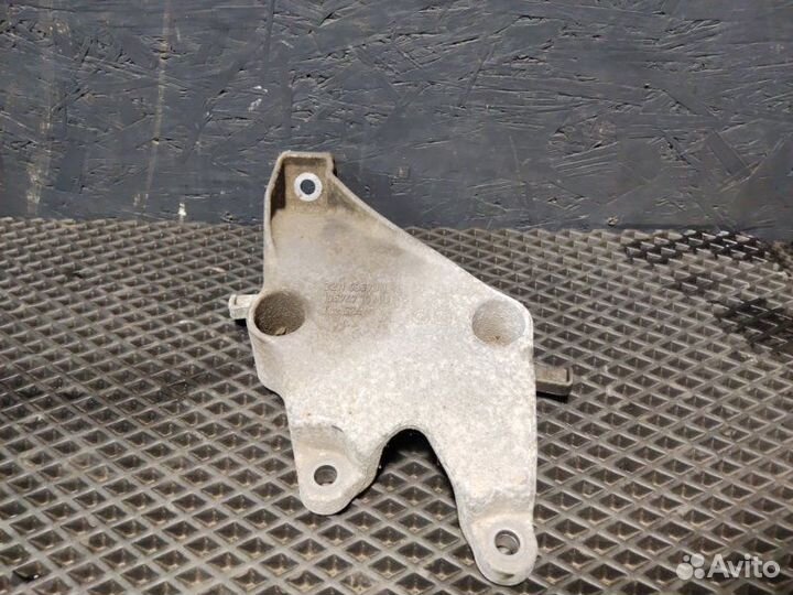 Кронштейн опоры двигателя левый Bmw F10 N57 2014
