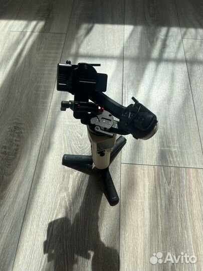 Стабилизатор Zhiyun Crane M3