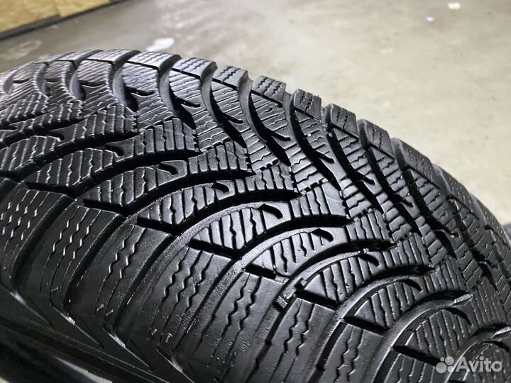 Michelin Pilot Alpin PA4 215/60 R17 96H