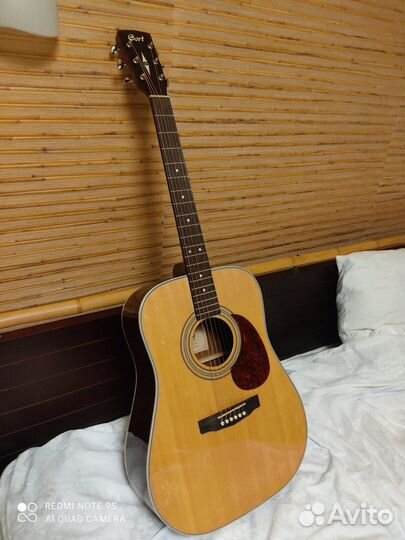 Продаю новую акустическую гитару Cort earth80-NAT