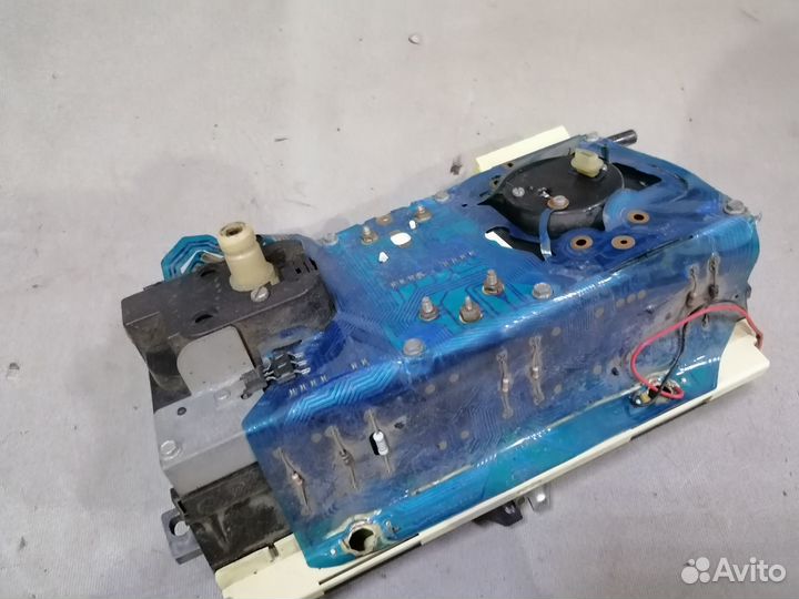 Щиток 1.8 SF VW Golf II 1983-1992