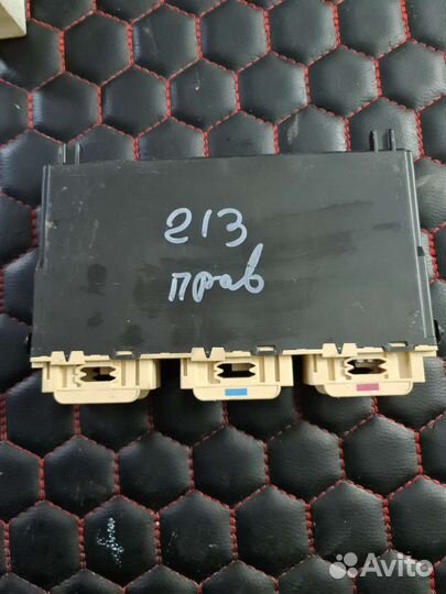 Блок сиденья правый Mercedes W213