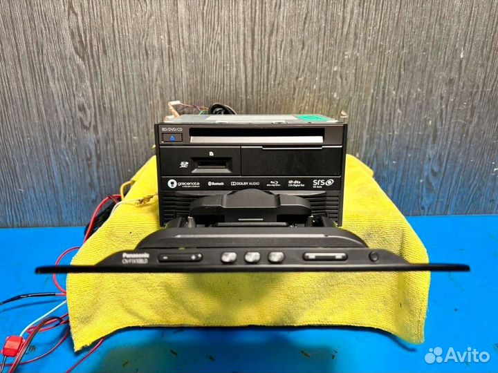 Магнитола Panasonic strada cn-f1x10bd