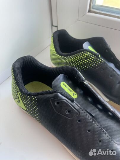 Футбольные бутсы