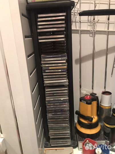 Подставка для дисков