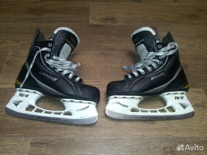 Хоккейные коньки Bauer Supreme One60 размер 6D