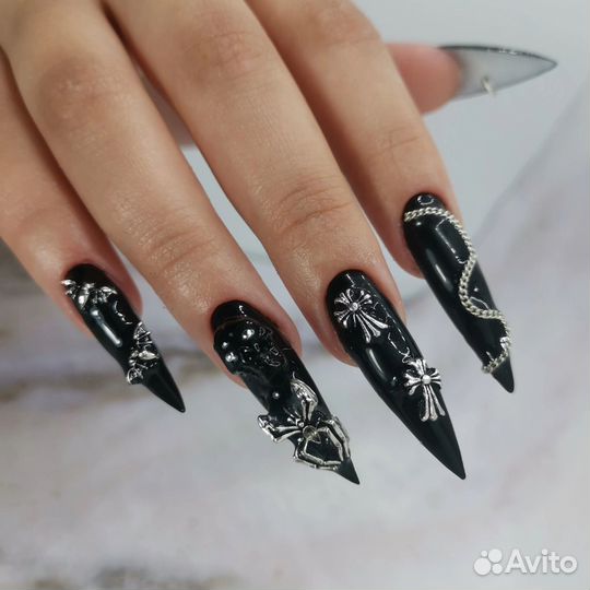 Маникюр педикюр