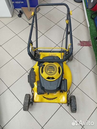 Газонокосилка бензиновая Champion lm5127 146cc