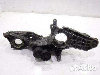 Кронштейн двигателя 60663739