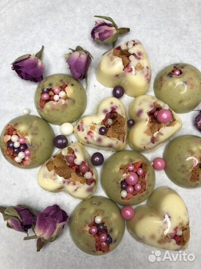 Шоколадные конфеты ручной работы