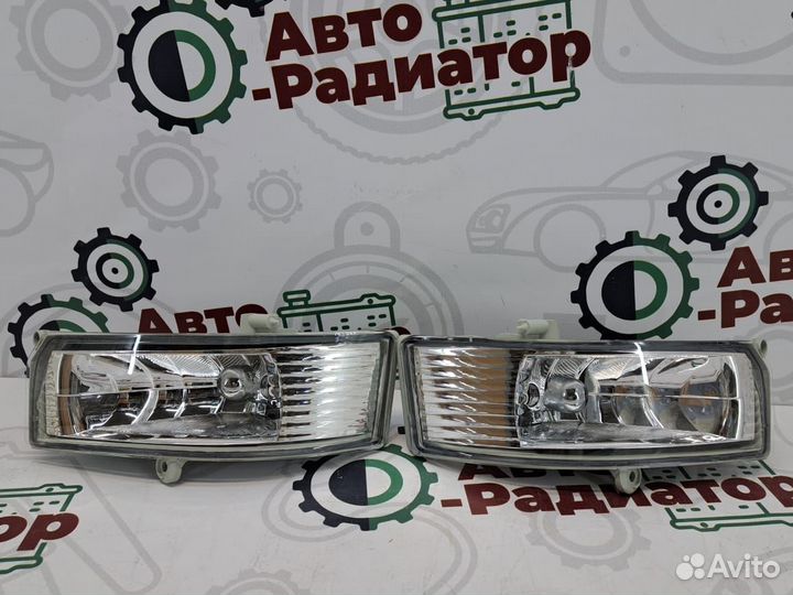 Фара противотуманная toyota camry 04-06 LH RH