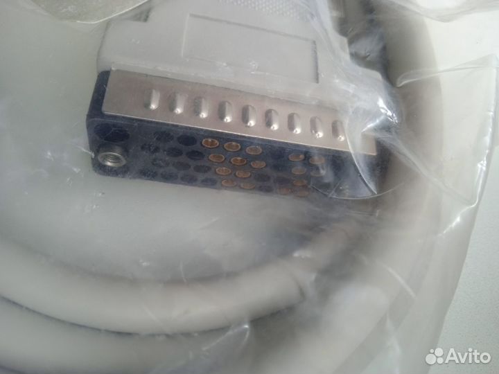 Кабель CBL-V35-HDB26M/M34F-2m