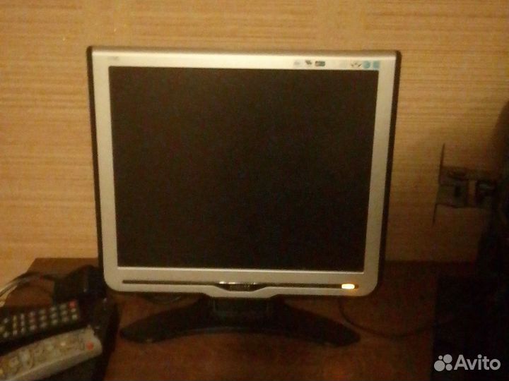 Монитор Philips