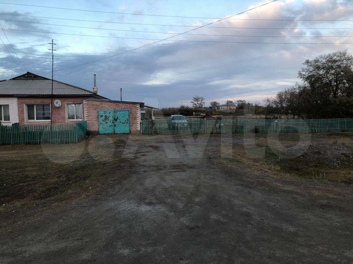 Дом 80 м² на участке 5 сот.