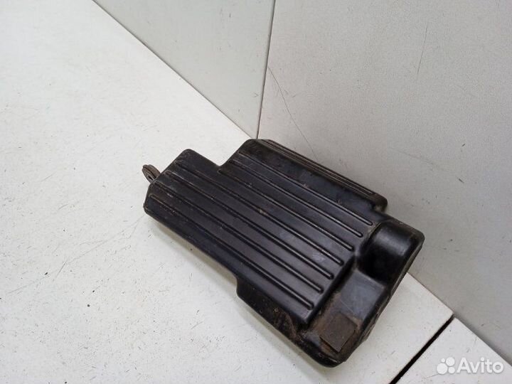 Резонатор воздушного фильтра Kia Sportage 1 2.0