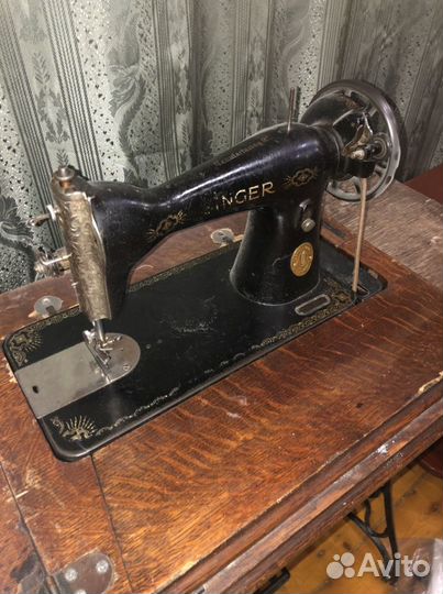 Швейная машина зингер