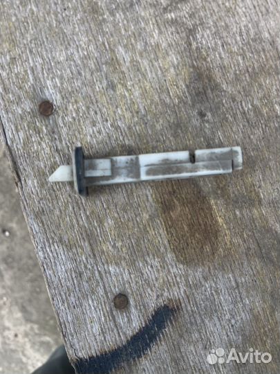 Продам запчасти на ниссан сани