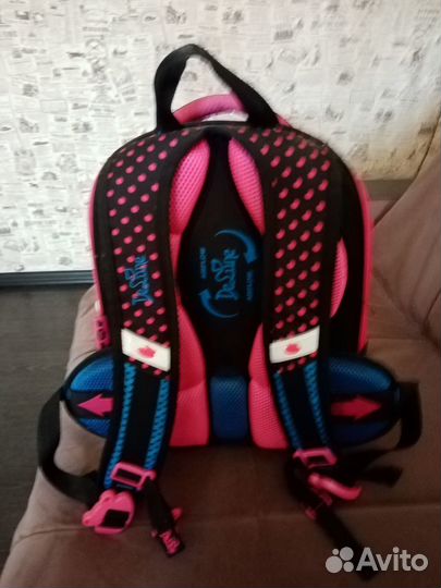 Школьный рюкзак