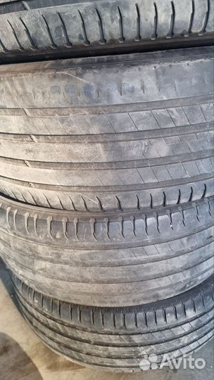 Michelin 4X4 A/T 245/60 R18