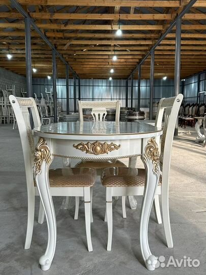 Столы и стулья новые