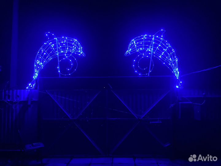 Фигура Дельфин из проволоки