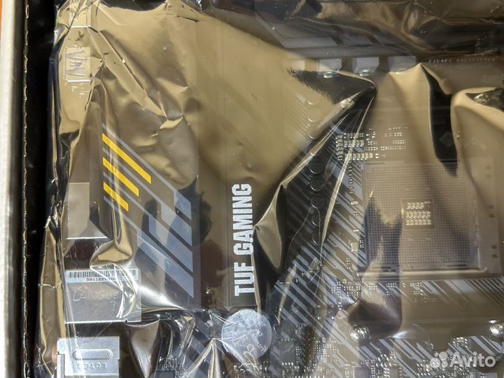 Материнская плата asus TUF gaming B550-plus