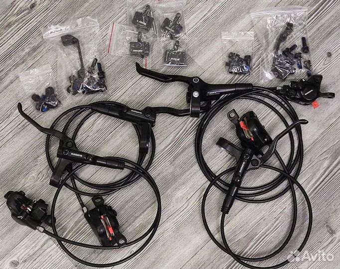 Гидравлические тормоза Shimano MT200