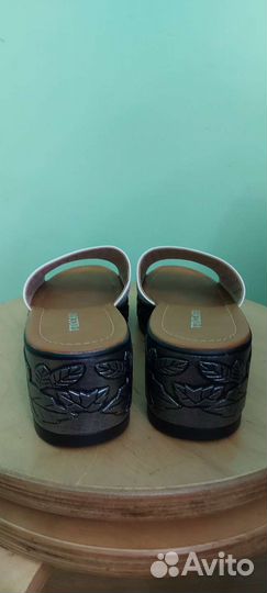 Тапки,шлёпки