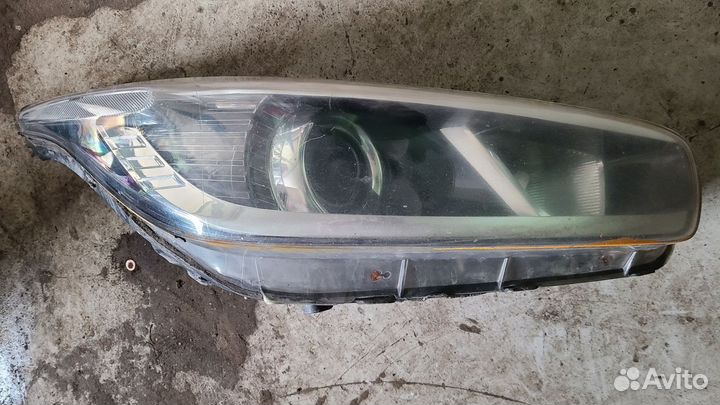 Фары правая левая Kia Ceed JD 2012-2018