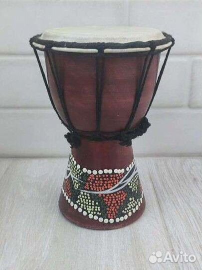 Барабан джембе, дамбука