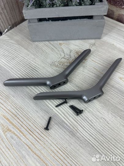 Ножки телевизора Dexp H32D7200C