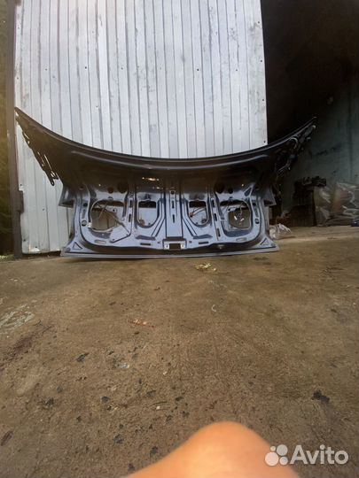 Крышка багажника audi 80