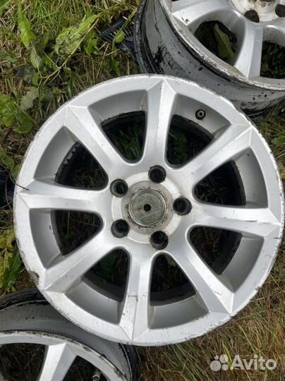 Комплект литых дисков r15