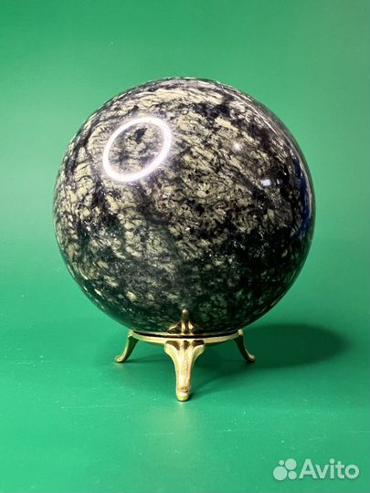 Шар из камня змеевик (5) 98мм