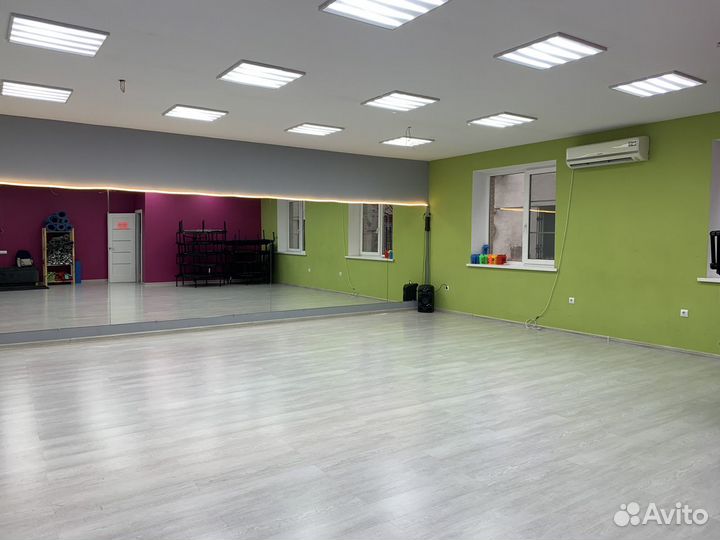 Зал в центре аренду с душем, танцы, фитнес и др