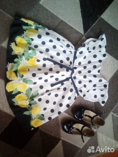 Платье нарядное 98