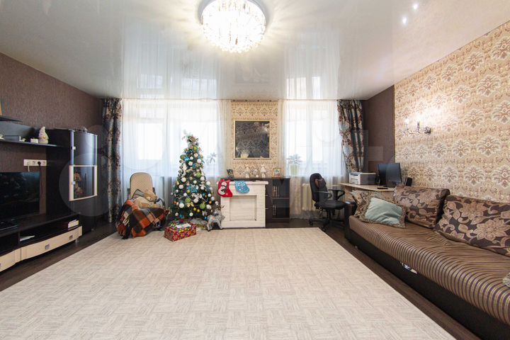 3-к. квартира, 90,2 м², 13/16 эт.