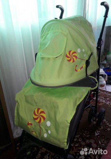 Прогулочная коляска
