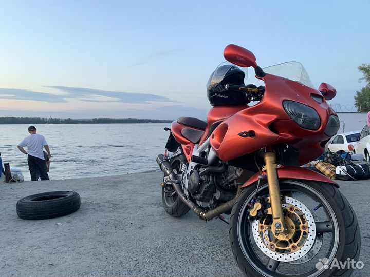 Suzuki sv 400s