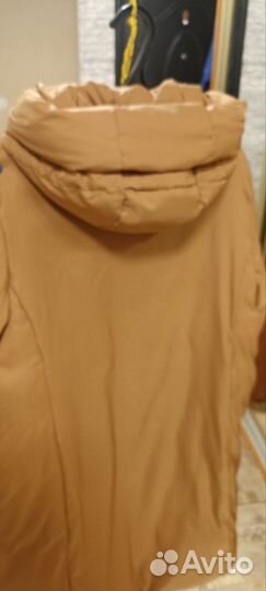 Пуховик зимний женский