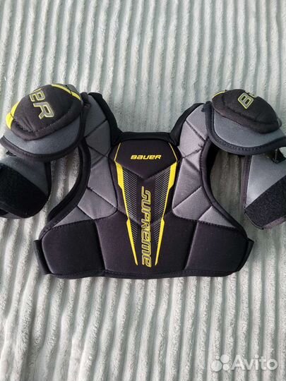 Нагрудник хоккейный