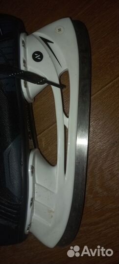 Коньки хоккейные